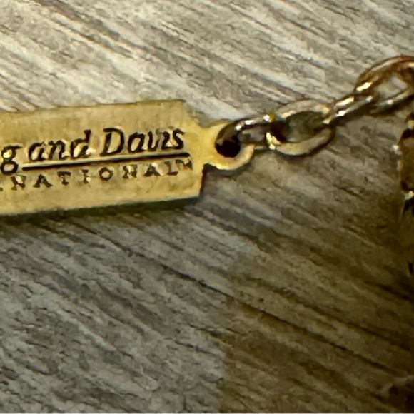 Vintage Whiting & Davis Gold Tone Metal Mesh Large Zippered Clutch / Handbag - Picture 2 of 16